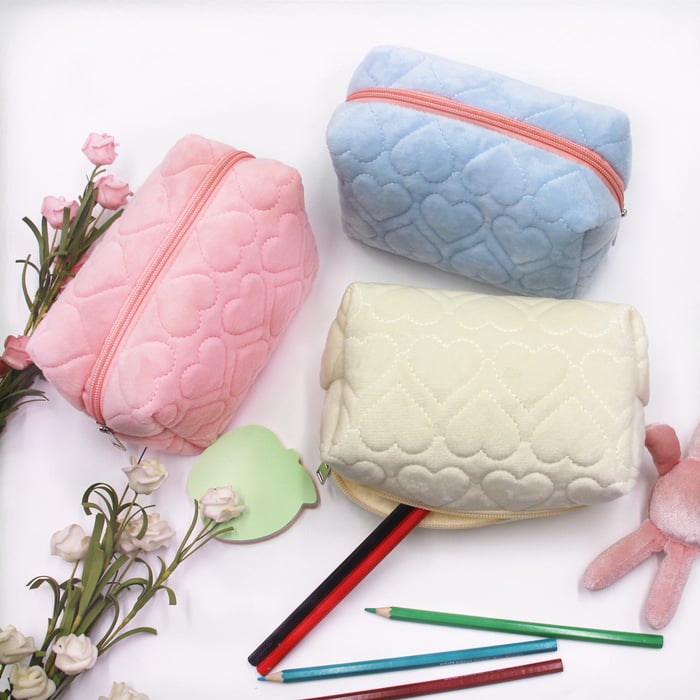 1 Piece Simple Series Cute Heart Polyester Women's Makeup Bags Picture3